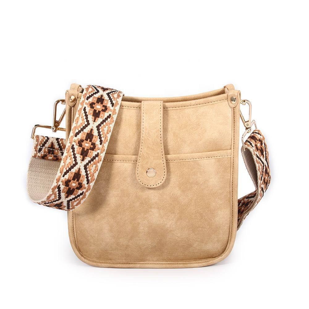 Damen Crossbody Tasche aus veganem Leder mit Gitarrengurt