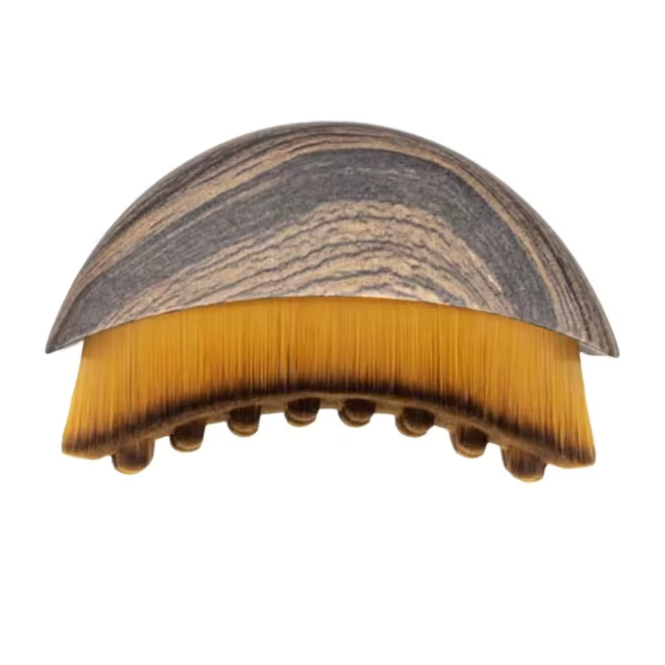 Sanvella GlowBrush™ Reduziert Schwellungen und betont die Gesichtskonturen